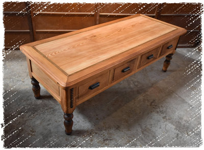 ^_^ 多 桑 台 灣 老 物 私 藏 ----- 古典主義的台灣老檜木矮桌.茶几