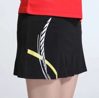 全新 YONEX  網球 羽球 褲裙 裙褲,吸溼排汗快乾材質 尺寸M ~ 3XL 型號 3031