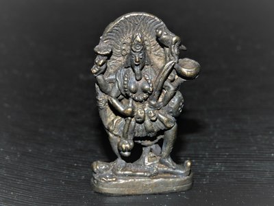 【雅之賞|佛教|藏傳文物】特賣*早期尼泊爾 銅製 四臂大黑天/隨身小佛像~990355