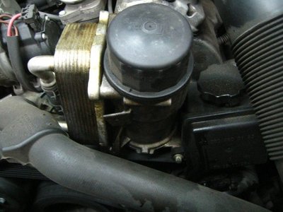 歐日汽車《 M112 V6 M113 V8引擎機油芯座及冷卻器 漏油處理》W203 W210 W140 W208