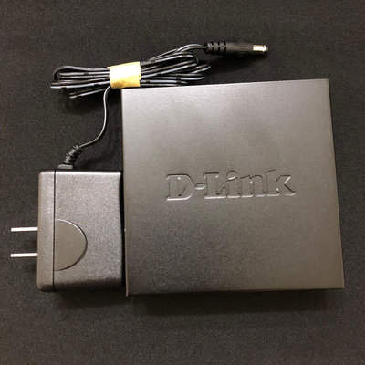 「台灣公司貨」友訊 D-Link DGS-105 5埠 GE網路交換器
