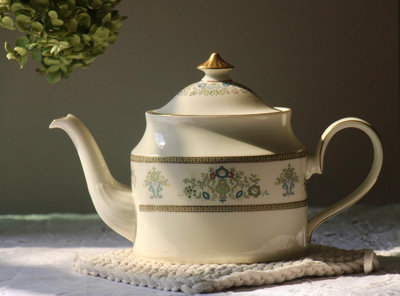 英國中古Minton明頓咖啡壺，紅茶壺，茶壺。非常好看