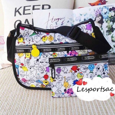 小Z代購#Lesportsac x MR. MEN LITTLE MISS 奇先生妙小姐 側肩背/斜背/手拿 降落傘防水包 附同款收納包 7520