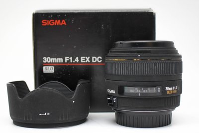 【高雄青蘋果3C】SIGMA 30MM F1.4 EX DC FOR CANON 二手鏡頭#74877
