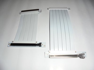 白色 PCI-E 4.0 X16 90度  PCIE 3.0 延長線 90度 顯示卡 延長線