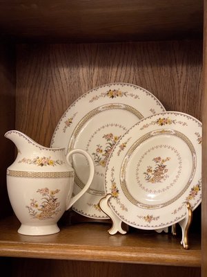 英國皇家道爾頓 Royal Doulton 主餐盤骨瓷 盤子 老件【更美歐洲傢飾古董老件Amazing House】台南