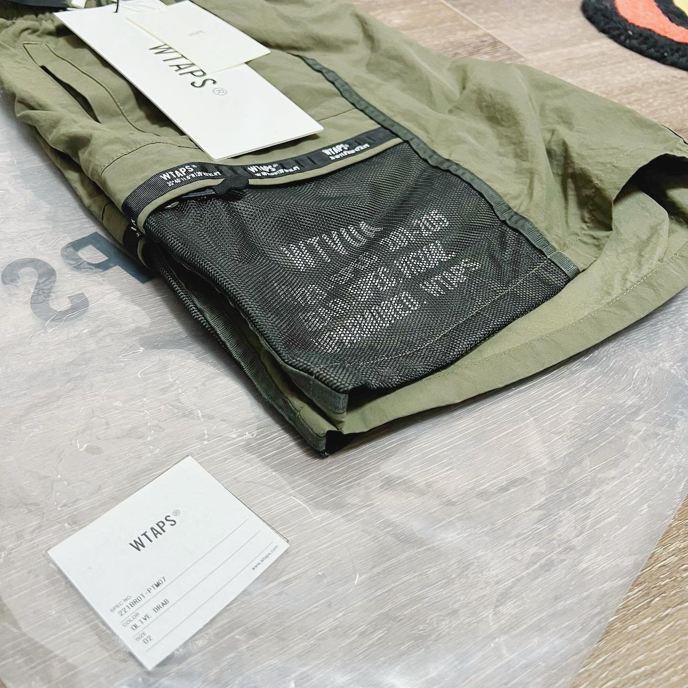 希望商店】【✓寄賣商品】WTAPS TRACKS SHORTS NYLON. TUSSAH 22SS