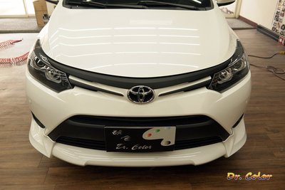 Dr. Color 玩色專業汽車包膜 Toyota Vios 高亮黑/消光黑/黑carbon_水箱護罩/引擎蓋/後保局部