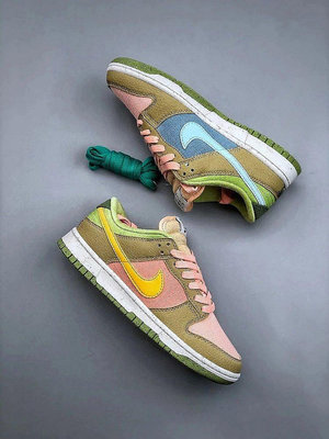 Nike SB Dunk Low Retro PRM\