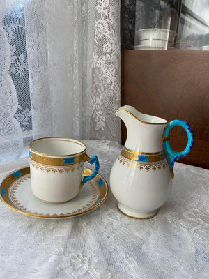 Minton 1875年明頓蝕刻鎦金，異形手柄咖啡杯，奶油罐套裝。