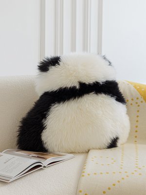 【熱賣精選】迷霧之森真羊毛熊貓背影抱枕可愛床頭床上靠墊沙發客廳靠枕ins風