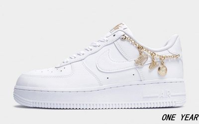 Nike Air Force 1 LX Lucky Charms 白金 鍊條 女鞋 DD1525-100(ONE YEAR)