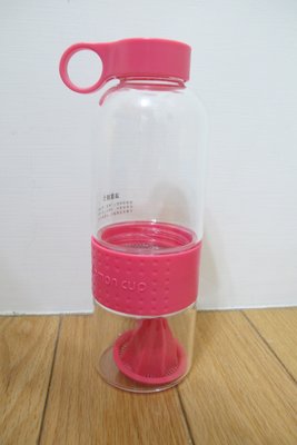 快樂家 玻璃鮮果隨身瓶 (桃紅色) 720ml HomeLife