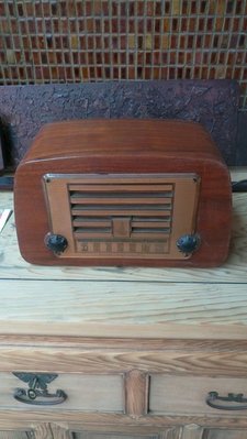 木製殼真空管收音機