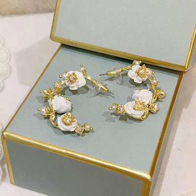 熱銷#Les Nereides永恒玫瑰 白玫瑰花朵珍珠 耳環