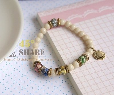 【45° Share】正韓民族風米白串珠鬆緊式特別手環飾品-B0410003J1