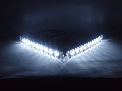 高亮度 9顆高功率晶體 日行燈(( 賓士 Benz 奧迪 BMW 福斯 行車燈 晝行燈 日型燈 日形燈 ))