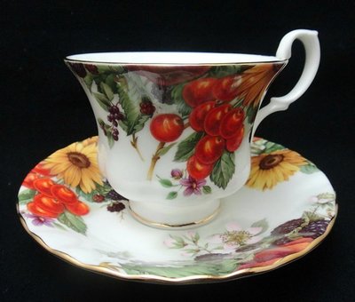 【二 三 事】英國製Royal Albert皇家亞伯特Cherry Bouquet系列咖啡杯&amp;盤