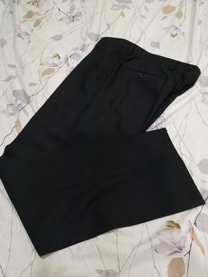 Durban 深灰/ 黑色全新西裝褲子日本製造 歐碼48 改寬成32-33腰