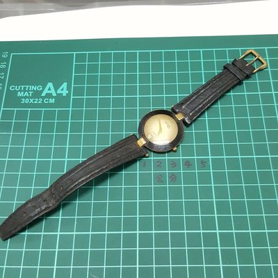 真皮錶帶的老錶 很漂亮 男錶 女錶 石英錶 另有 機械錶 OMEGA ROLEX SEIKO MK CK lv GUCCI B07
