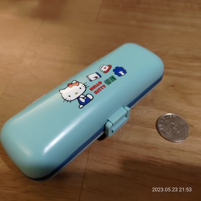 正版三麗鷗Sanrio Hello Kitty隨身小藥盒(非鉛筆盒珠寶盒文具盒收納盒急救包急救箱）