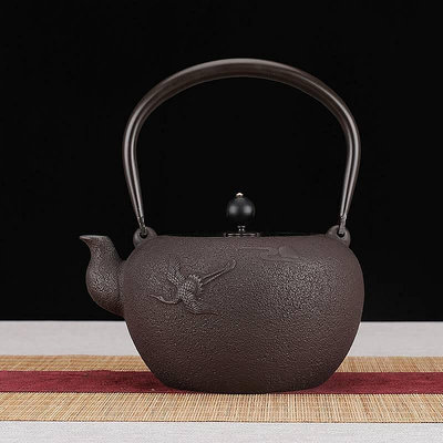 現貨：茶壺日本購FS鐵壺煮茶壺純手工日本進口鑄鐵壺鐵茶壺燒水茶專用電陶