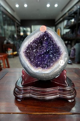 [S.D.小晶洞專賣店]最高等級烏拉圭小紫水晶洞(店面精品貨)-重:3.6KG-@仙桃型@