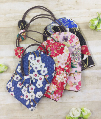 【三越Garden】手工藝抽拉式和風棉布鑰匙包