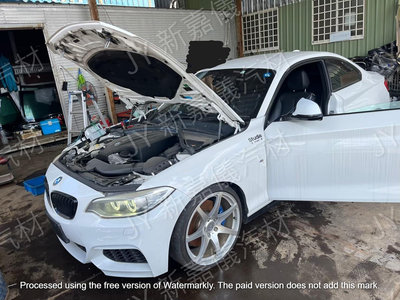 【新嘉儀汽材】BMW 寶馬 M235I F44 全車零件拆賣 殺肉車 前保桿 葉子板 車門 引擎蓋 大燈 ABS 輪框