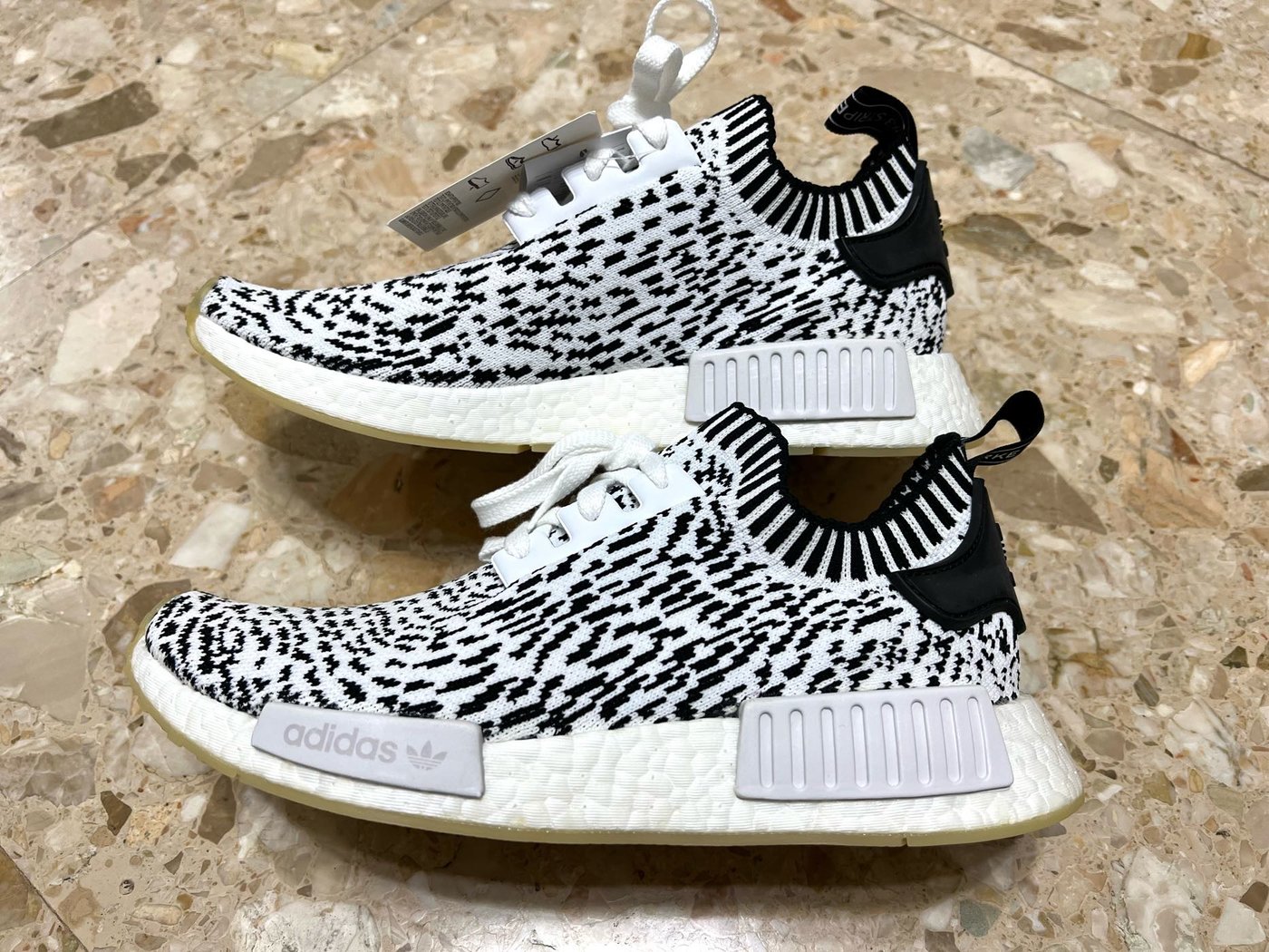 Adidas nmd 2025 zebra white background