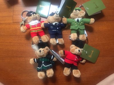 英國百年品牌 Harrods 哈洛斯 可愛泰迪熊鑰匙圈吊飾 衛兵/警察/吹笛手/守衛 現貨