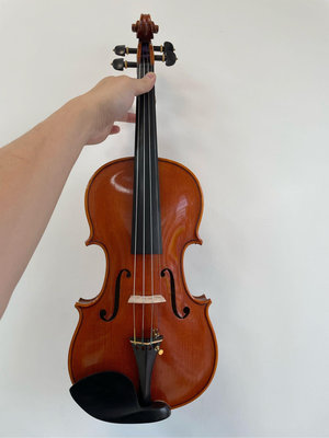 55號 4/4進口獨板手工小提琴音質好 市價60000 高級烏木配件全新台灣品牌高檔尼龍弦，歐料琴橋，義大利雲杉音柱