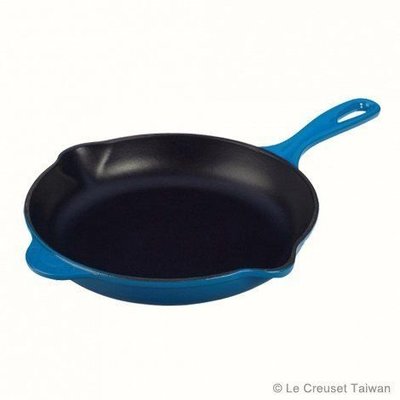 Le Creuset 黑琺瑯鑄鐵單柄圓型平煎鍋16CM 馬賽藍 特價3480元