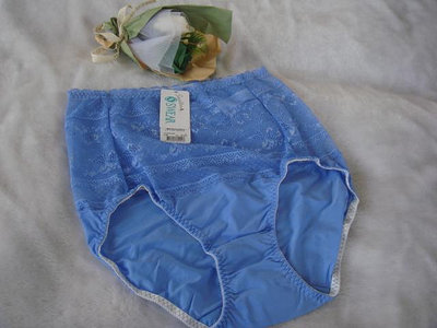 《Angela》思薇爾SWEAR/超高腰蕾絲內褲/海藍色【L】~$139元(原價$580)