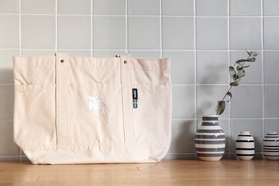 乾媽店。(現貨) 日本 MOZ 北歐 瑞典 麋鹿 刺繡 棉帆布 肩背包 手提袋 手提包 ( L尺寸 )
