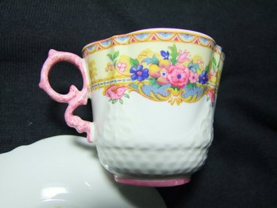 英國 Aynsley 花卉浮雕骨瓷咖啡杯組