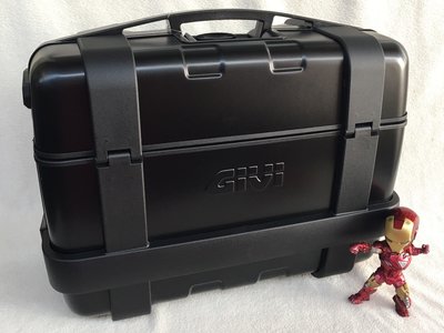 [ Moto Dream 重機部品 ] GIVI TRK33B TREKKER-BLACK 側箱 /仿鋁側箱 /行李箱