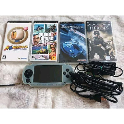 PSP主機+遊戲片4片/二手商品