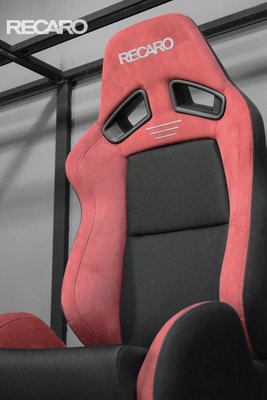 新產品全新RECARO SR-7 GU 紅/黑ultrasuede®可調賽車椅