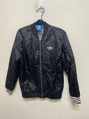 「 二手衣 」 Adidas 男版飛行外套 S號（黑）72