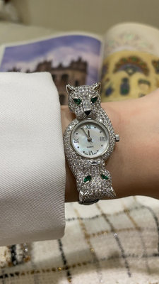 巴黎珠寶高級定制手錶 新品雙豹滿鉆真皮石英機芯手錶 滿鉆雙豹環抱錶盤 美得霸氣又高貴