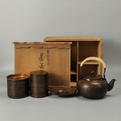 。打出錘紋日本黃銅銅壺急須銅茶筒建水茶托茶具一套
