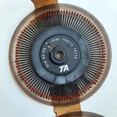 【MarsC】早期TA Triumph Adler Grp 02-79 Joan Italic Daisy wheel打字機菊輪圓盤字盤