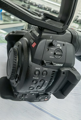 佳能/Canon EOS C100 Mark II ，佳能電