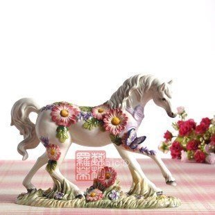 INPHIC-歐式陶瓷紫嫣紅馬商務擺飾裝飾馬到成功