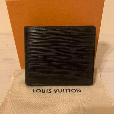 全新法國正品 LV 黑色水波紋 短夾 皮夾  MARCO 錢包 皮革 對折短夾 錢包 M62289