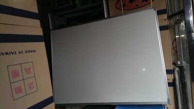 台南市oa辦公家具oa屏風 3*4尺單面白板.  另有行事曆 烤漆玻璃磁性全省安裝