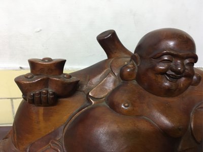 台灣檜木三義木雕彌勒佛財神像葫蘆叄元寶，底部婁空手雕可以放金銀財寶聚寶盆