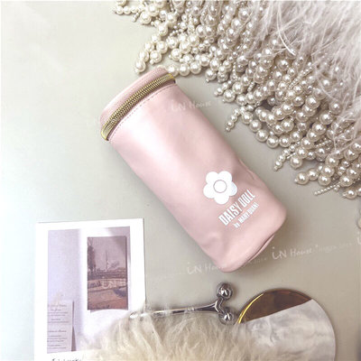 IN House*🇹🇼現貨 日本 粉色 花朵 小雛菊 收納包 筆袋 刷具包 皮革 化妝包 首飾包 小物包