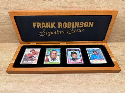 MLB名人堂球員FRANK ROBINSON簽名卡組，附保證書